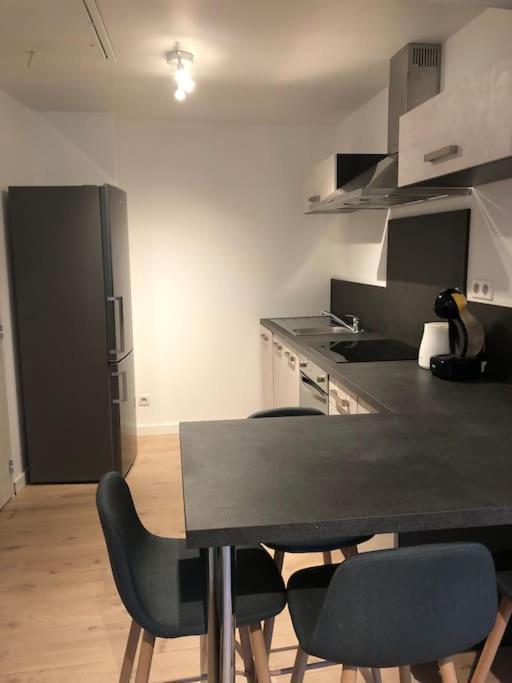 Appartement Moderne & Lumineux 40M2 Centre Luxeuil Luxeuil-les-Bains Exterior foto